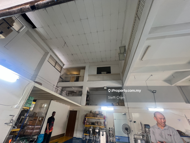 For Sale - ⭐ Jln Industri USJ 1| 1.5 Storey Semi D Factory| Puchong For Sale