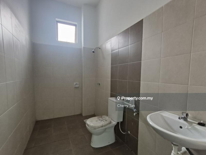 Rumah Berangkai 2 Tingkat untuk Dijual di 24x75 Big 2 Storey Taman Saujana Tehel Bukit Katil, Bukit Katil oleh Cherry Tan - iProperty.com.my