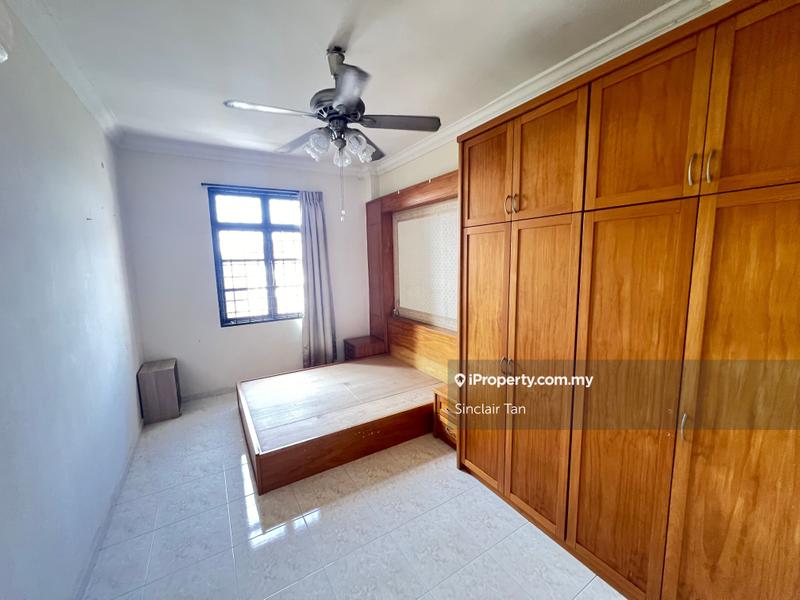 Condominium for Sale in Cheng Heights by Geoffery Wee - iProperty.com.my