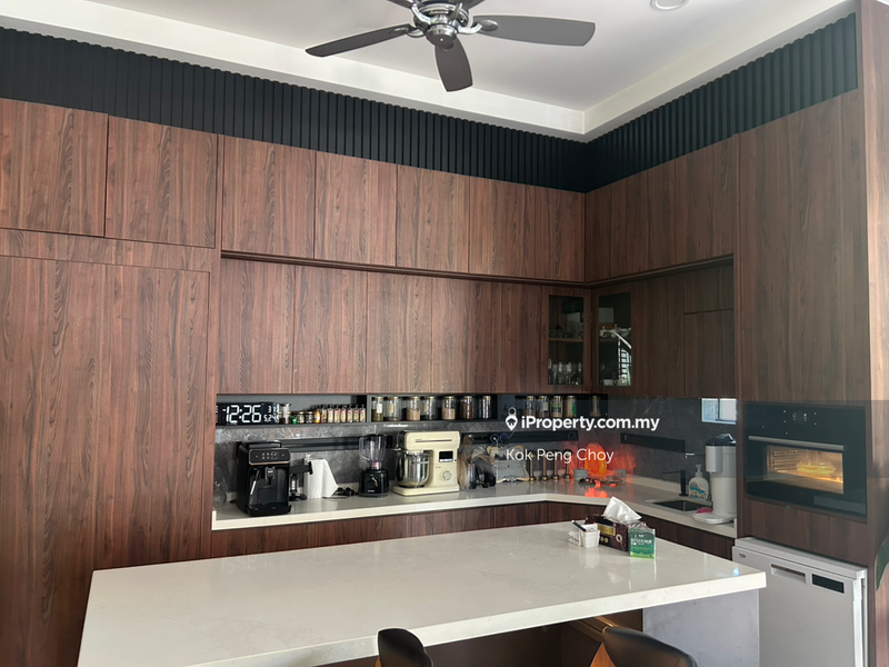 Rumah Teres 3-Tingkat untuk Dijual di Serdang, Seri Kembangan oleh Kok Peng Choy - iProperty.com.my
