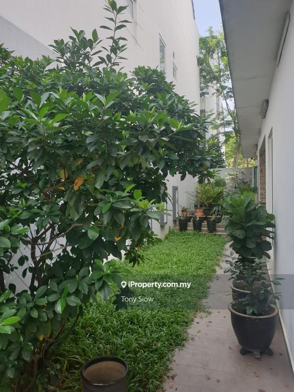 Bungalow House for Sale in USJ Heights, Subang Jaya by Tony Siow - iProperty.com.my