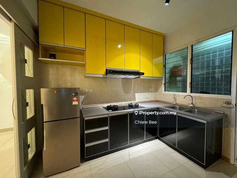 Condominium for Rent in Gurney Park Condominium by Chiew Bee - Kitchen - iProperty.com.my