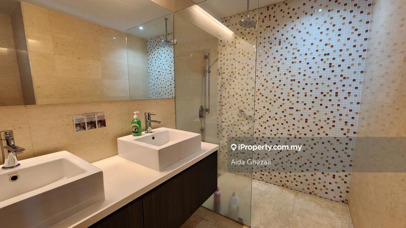 Service Residence for Sale in Regalia Residence by Aida Ghazali - iProperty.com.my