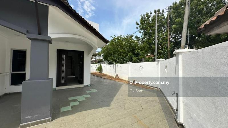 Semi-Detached House for Sale in Taman Waterfall, Rawang by Ck Sam - iProperty.com.my