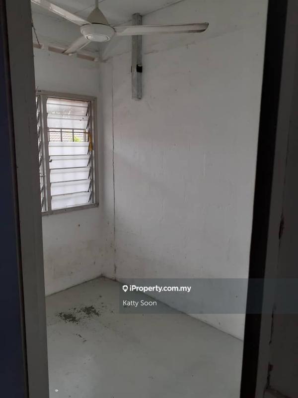 Pangsapuri untuk Dijual di Subang Perdana Goodyear Court 4 oleh Katty Soon - iProperty.com.my