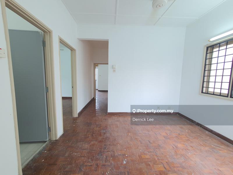 Rumah Berangkai 2 Tingkat untuk Dijual di Usj 2, Subang Jaya oleh Derrick Lee - iProperty.com.my