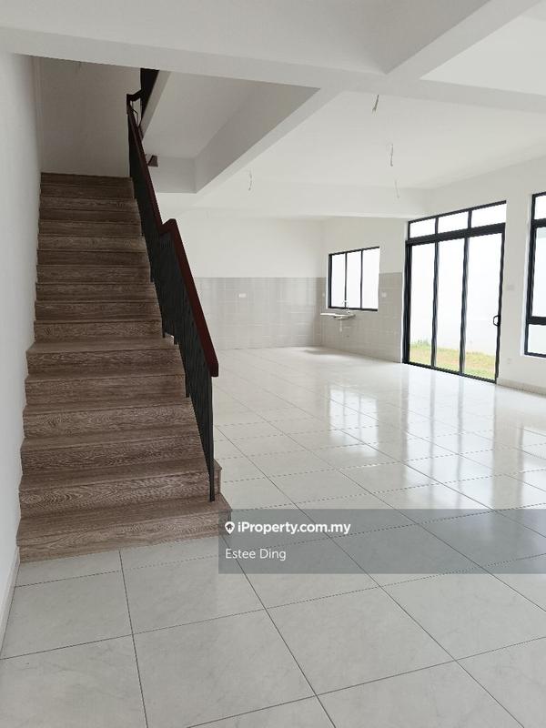 Rumah Berkembar untuk Dijual di Abadi Heights, Puchong oleh Estee Ding - iProperty.com.my