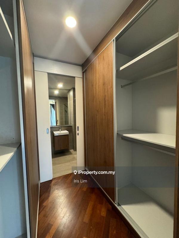 For Sale - Grand Medini