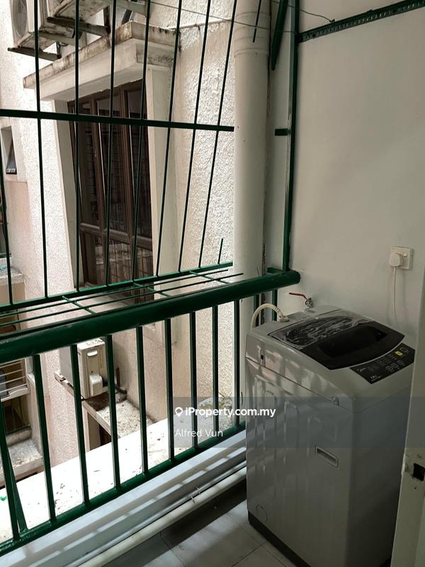 Condominium for Sale in Marina Court Resort Condominium by Alfred Vun - iProperty.com.my