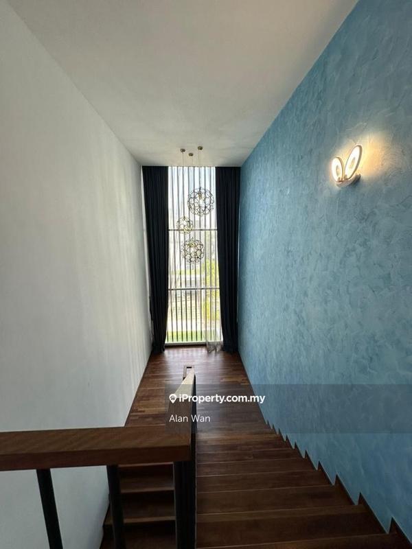Bungalow House untuk Dijual di Lakefront Villa, Cyberjaya oleh Alan Wan - iProperty.com.my