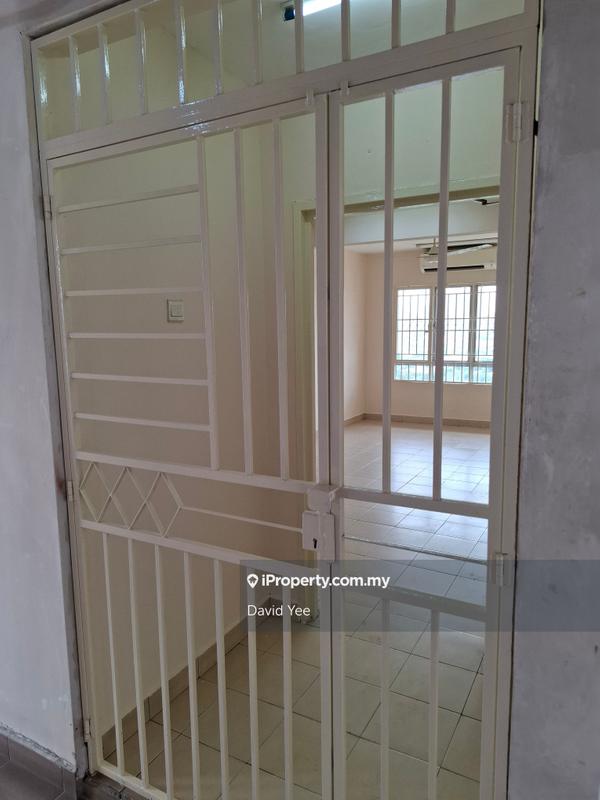 For Sale - Plaza Metro Prima