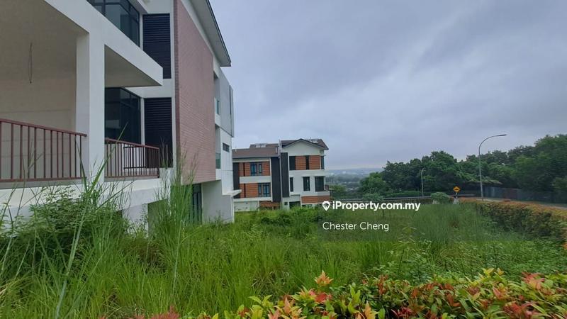 Semi-Detached House for Sale in Subang Jaya, Selangor by Chester Cheng - iProperty.com.my