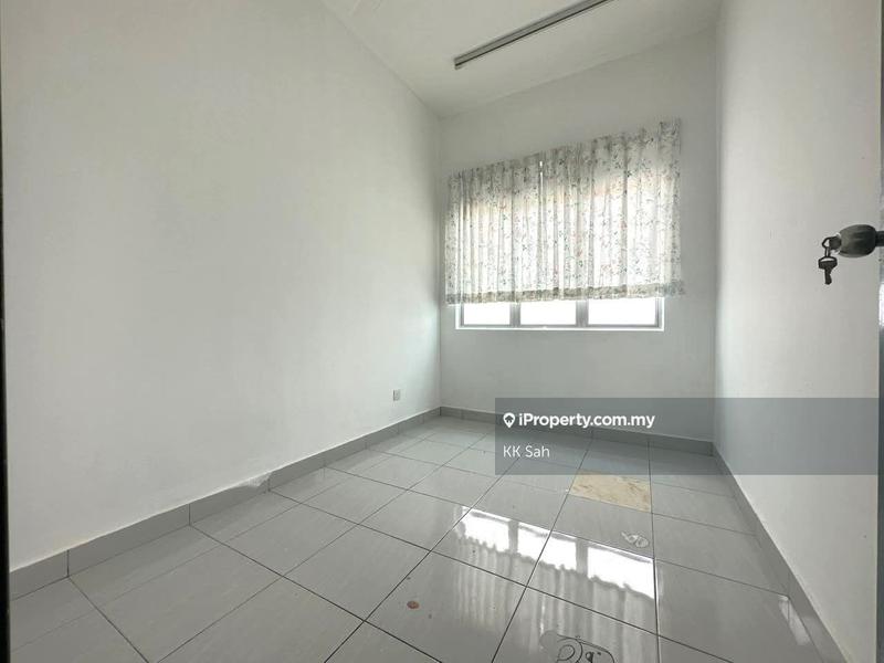 Townhouse for Sale in Taman Semenyih Mewah, Semenyih by KK Sah - iProperty.com.my