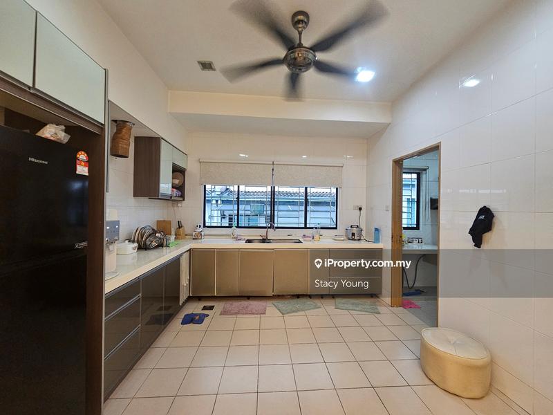 Rumah Teres 3-Tingkat untuk Dijual di Taman Bukit Prima, Cheras oleh Stacy Young - iProperty.com.my
