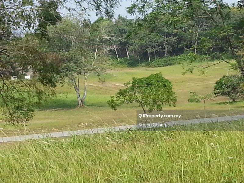 Banglo Tanah untuk Dijual di College Heights Garden Resort, Setul oleh Selene Chong - iProperty.com.my