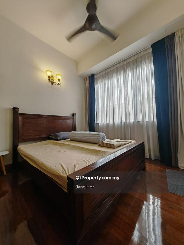 Townhouse for Sale in 16 Sierra, Puchong by Jane Hor - iProperty.com.my