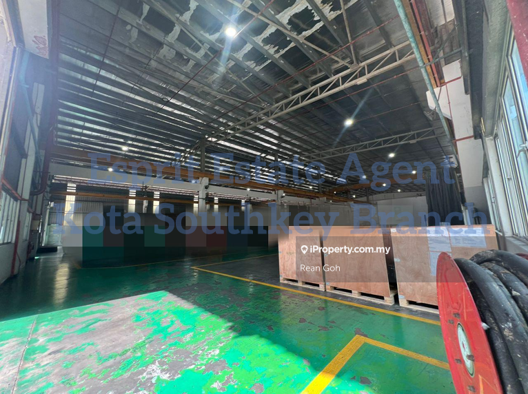 For Sale - Gelang Patah Iskandar Puteri