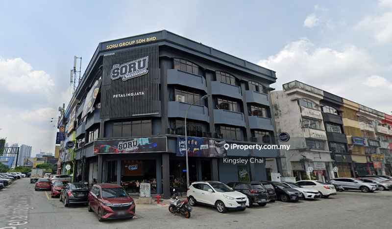 For Sale - Potention ROI 4.8% 4 Storey Big Corner with Lift Petaling jaya, Taman Petaling utama PJ