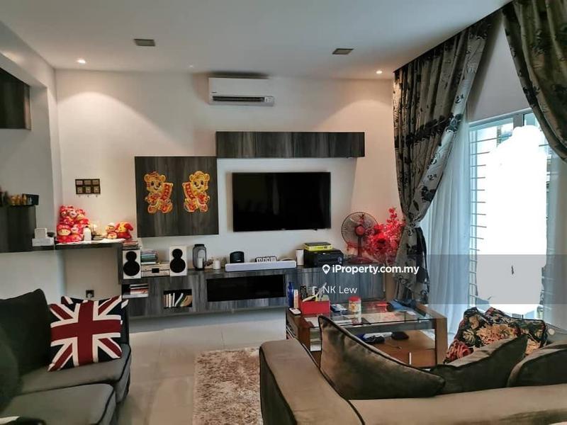 Condominium for Sale in Bayan Villa, Seri Kembangan by NK Lew - iProperty.com.my
