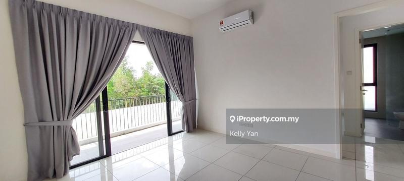 Rumah Berkembar untuk Dijual di Bandar Sungai Long, Selangor oleh Kelly Yan Kai Lit - iProperty.com.my