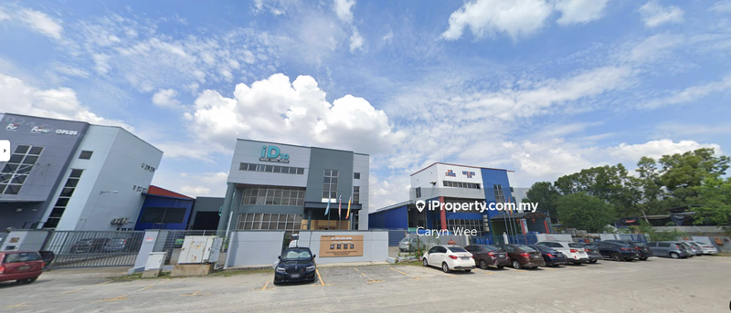 For Rent - FACING MAIN ROAD 28,000sf detached factory for rent at Subang Bestari