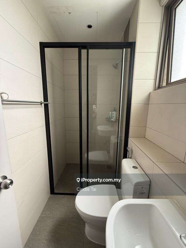 For Sale - Lake Point Residence