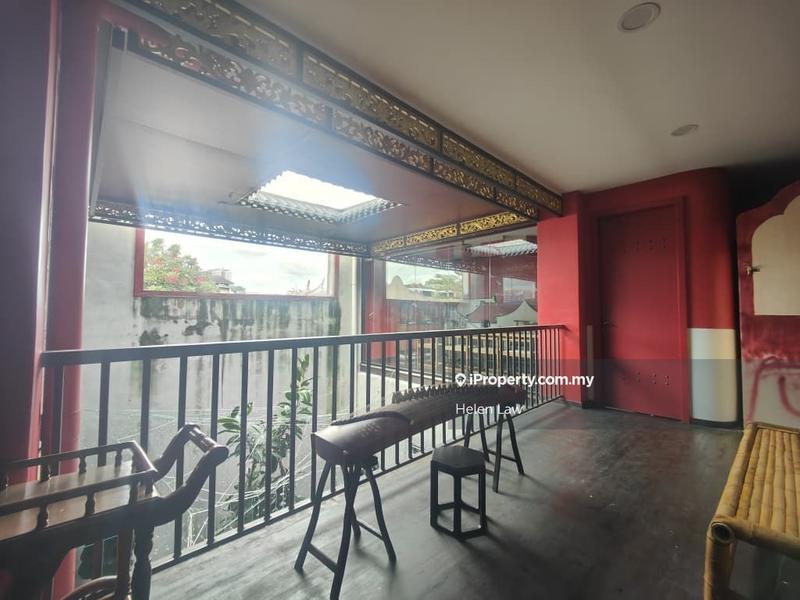 For Rent - Melaka Jonker Walk 1.5 Storey Nice Shop Lot