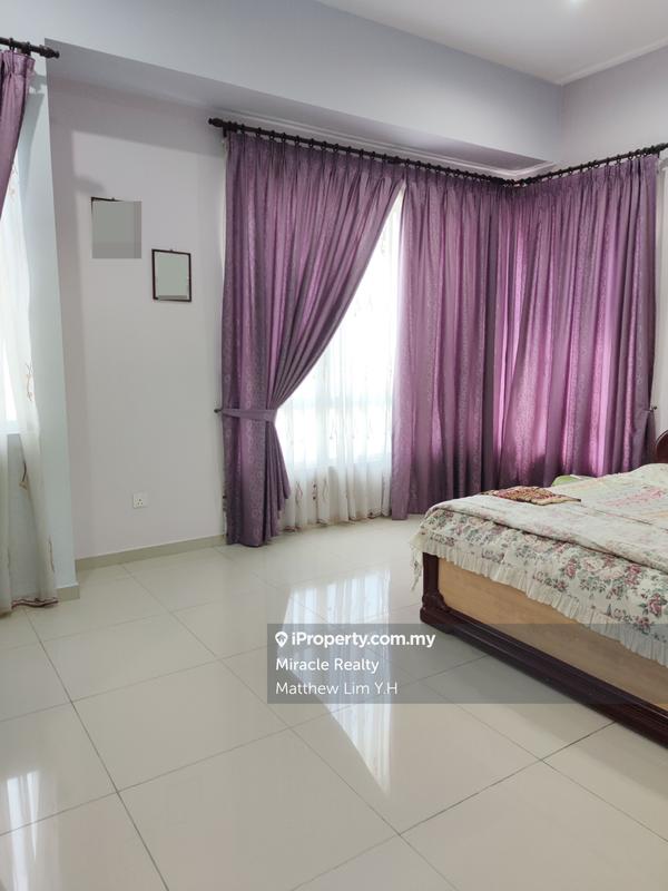 Rumah Berkembar untuk Dijual di Ambang Botanic, Klang oleh Matthew Lim Y.H - iProperty.com.my