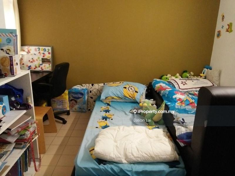 For Sale - Perdana Exclusive