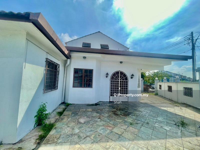 Rumah Teres 2-Tingkat untuk Dijual di SS19, Subang Jaya oleh Shah - iProperty.com.my
