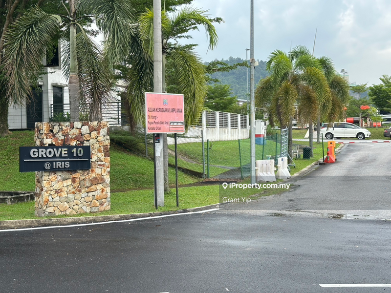 2.5-storey Terraced House for Sale in TTDI Grove, Kajang by Grant Yip - iProperty.com.my