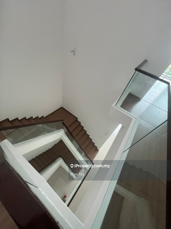 For Sale - d'Brightton