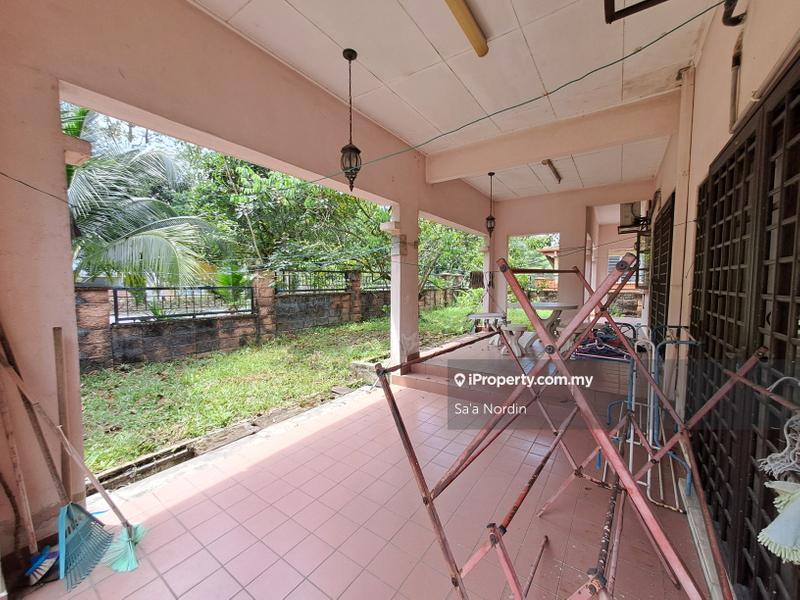 Rumah Berangkai 2 Tingkat untuk Dijual di Bukit Jelutong, Shah Alam oleh Sa'a Nordin - iProperty.com.my