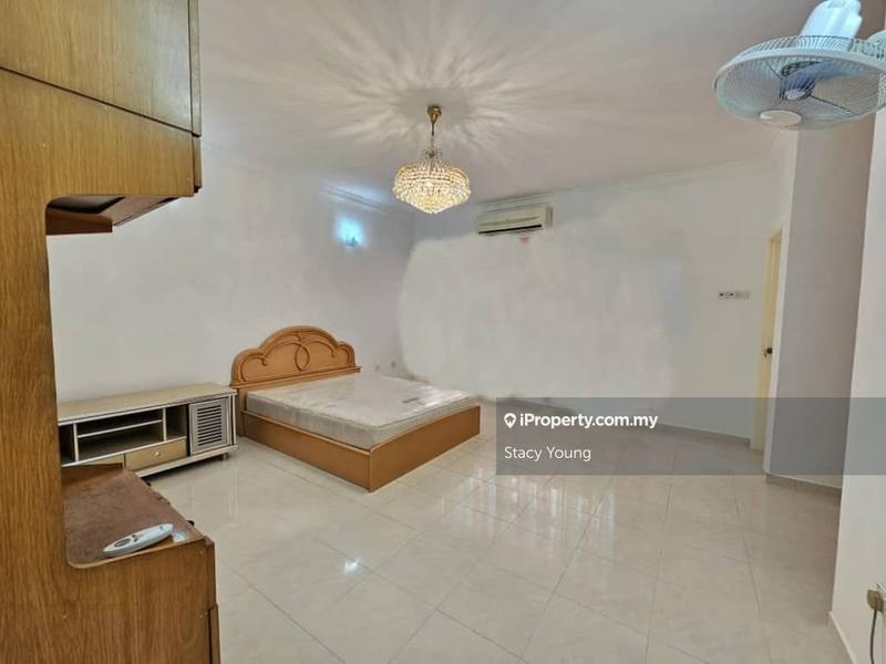 Rumah Berangkai 2 Tingkat untuk Dijual di Taman Seri Taming, Cheras oleh Stacy Young - iProperty.com.my