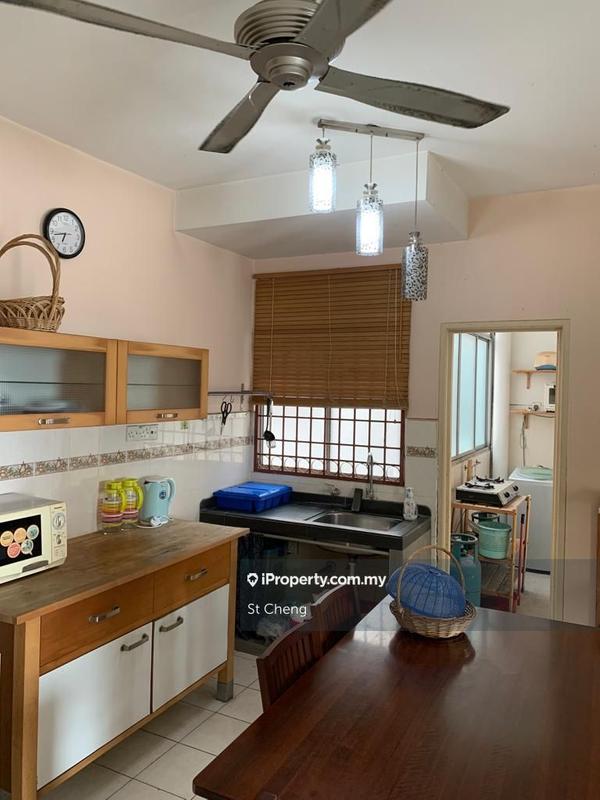 For Rent - Bayu Puteri