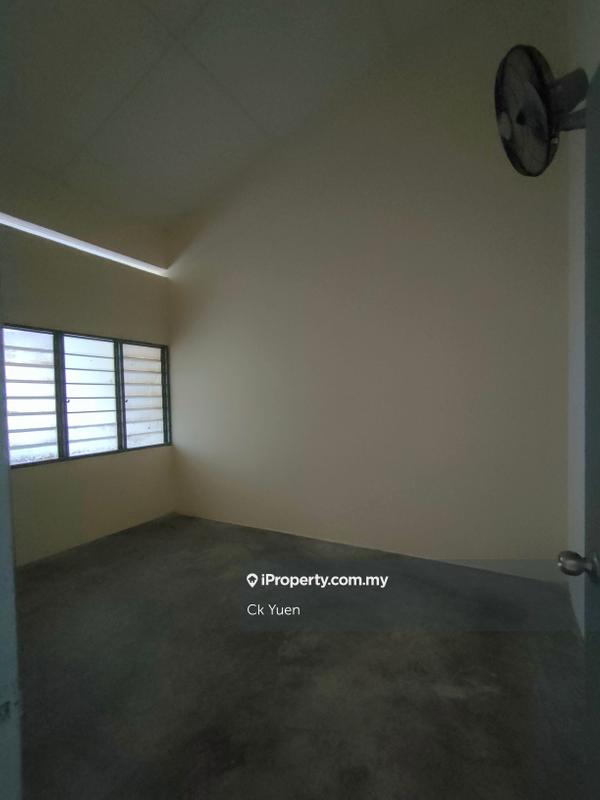1-storey Terraced House for Sale in Taman Rishah, Ipoh by Ck Yuen - iProperty.com.my