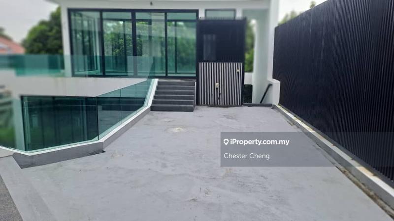 Bungalow House for Sale in Subang Heights, Subang Jaya by Chester Cheng - iProperty.com.my