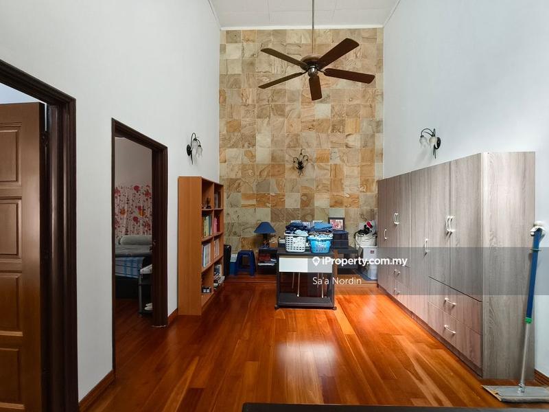 Rumah Berangkai 2 Tingkat untuk Dijual di Bukit Jelutong, Shah Alam oleh Sa'a Nordin - iProperty.com.my