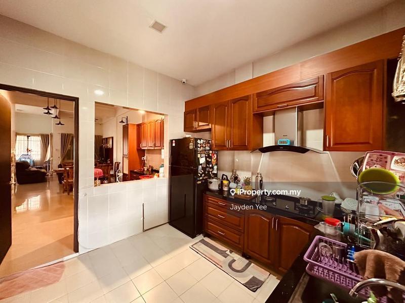 Semi-Detached House for Sale in Taman Yarl, Jalan Klang Lama (Old Klang Road) by Jayden Yee - iProperty.com.my