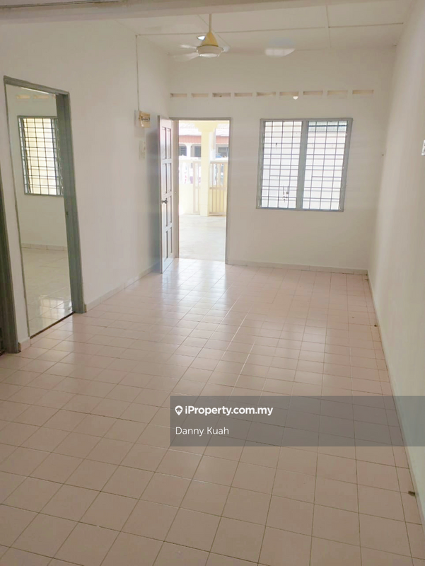 Rumah Berangkai 1 Tingkat untuk Dijual di Taman Seri Telok Mas, Telok Mas oleh Danny Kuah - iProperty.com.my