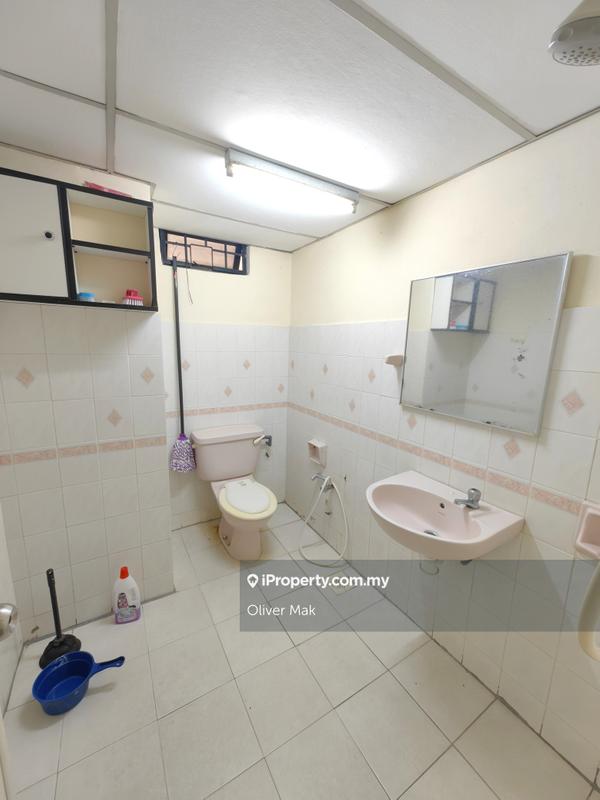 For Rent - Vista Komanwel C