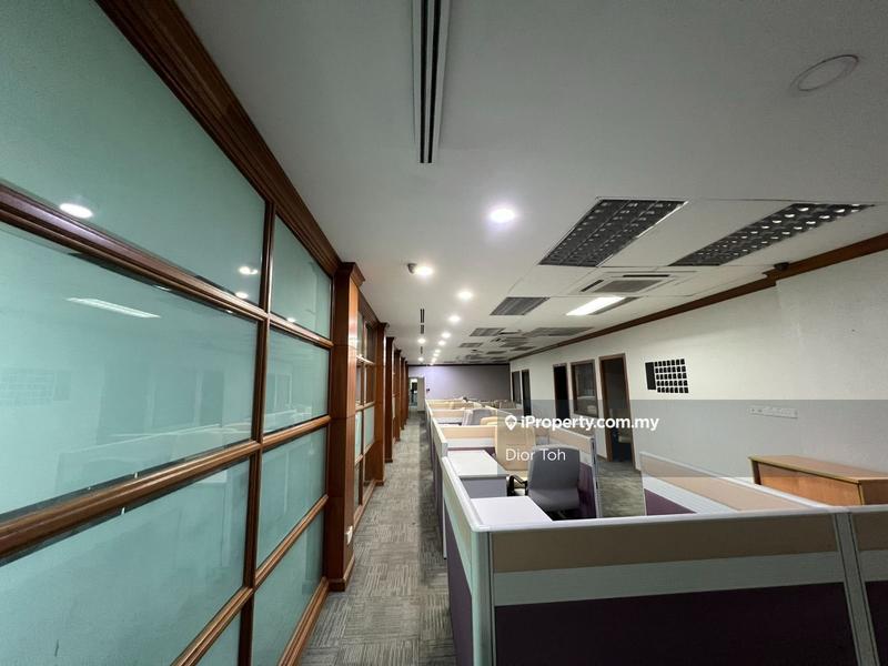 Pejabat untuk Disewa di Seksyen 51a, Petaling Jaya oleh Dior Toh - iProperty.com.my