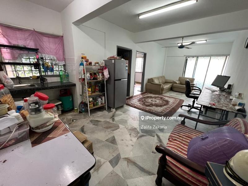 Pangsapuri untuk Dijual di Iris Apartment oleh Zalifa Zakaria - iProperty.com.my