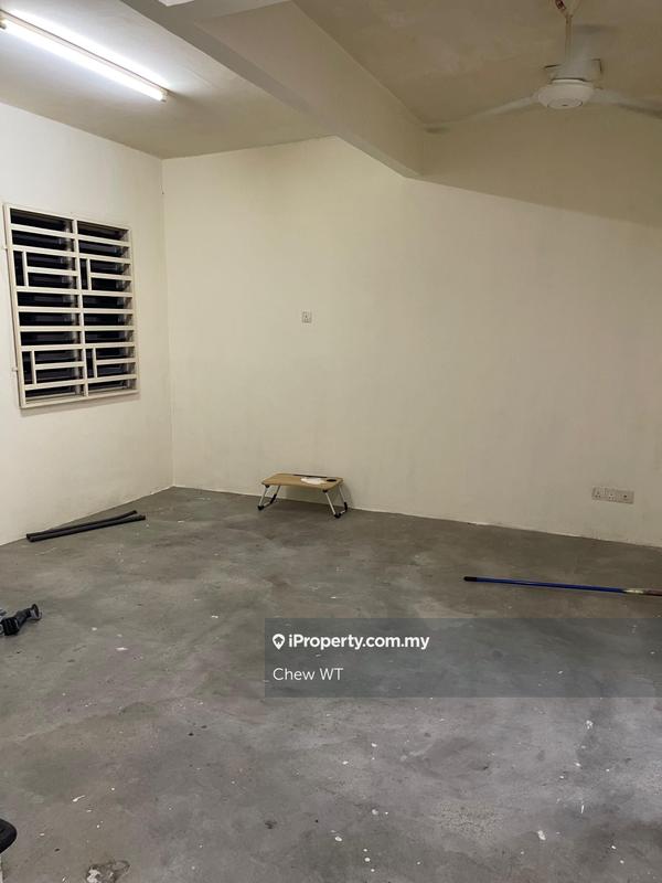 For Rent - Lembah Indah