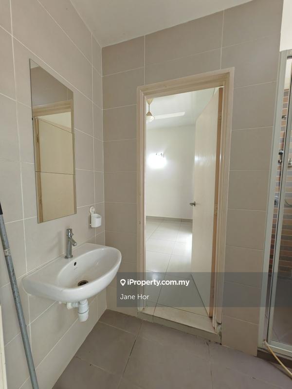 Townhouse for Sale in 16 Sierra, Puchong by Jane Hor - iProperty.com.my