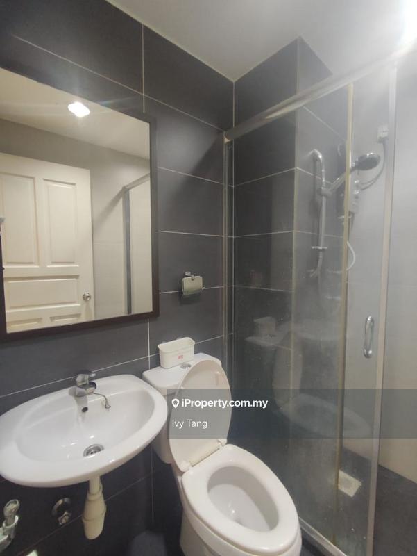 Kondominium untuk Dijual di Kinta Riverfront Hotel & Suites oleh Ivy Tang - iProperty.com.my