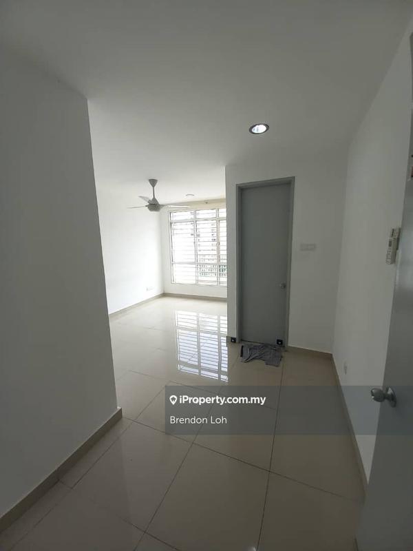 For Sale - Suasana Lumayan