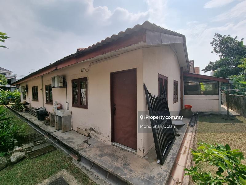 Bungalow House for Sale in Kampung Tunku, Petaling Jaya by Mohd Shah Dolah - iProperty.com.my