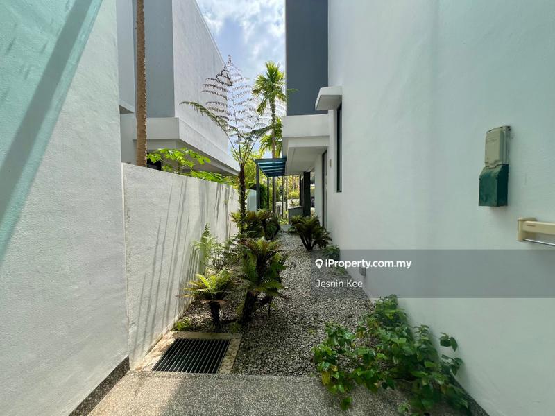 Bungalow House for Sale in Jade Hills, Kajang by Jesnin Kee - iProperty.com.my