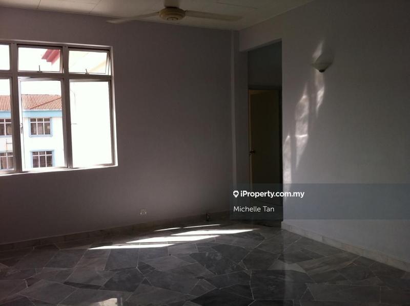 Pangsapuri untuk Dijual di Subang Perdana Goodyear Court 10 oleh Michelle Tan - iProperty.com.my